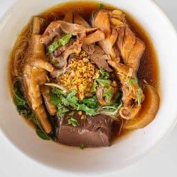ก๋วยเตี๋ยวไก่มะระ