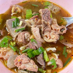 ต้มขมเครื่องในเนื้อ