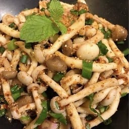 ลาบเห็ดรวม