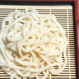 เส้นอูด้ง