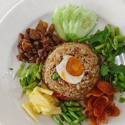 ข้าวผัดน้ำพริกลงเรือ