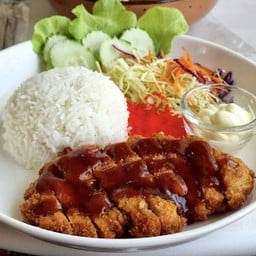 ข้าวหมูทงคัตสึไข่กุ้ง ซุปมิโซะ