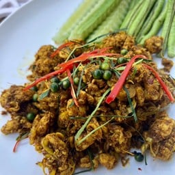 คั่วกลิ้งไก่ และ ข้าวสวย