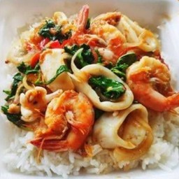 ข้าวกระเพรา ทะเล