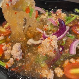 ยำวุ้นเส้น หมูกระทะ หมูสับ