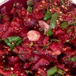 ลาบเลือด ( เนื้อวัว )