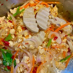 ยำวุ้นเส้นไก่สับ + ไก่ยอ