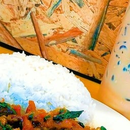 2F คาเฟ่ ☕ชา-กาแฟสด & อาหารตามสั่ง🍛 ถนนเชื่อมสัมพันธ์ (ใกล้โลตัสหนองจอก)