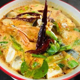 ต้มยำทะเล (หม้อไฟ)