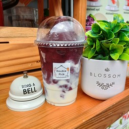 บลูเบอร์รี่โยเกิร์ต