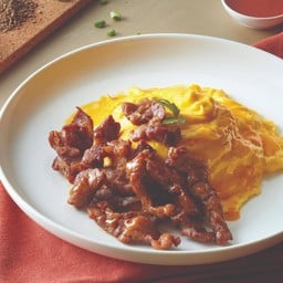 R13.ข้าวหมูทอดไข่ข้นลาวา