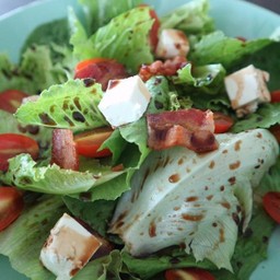 Crips bacon & cream cheese salad