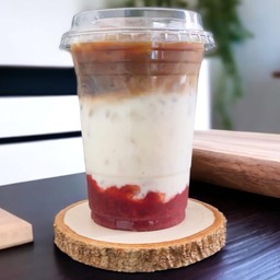 สตอเบอร์รี่กาแฟลาเต้