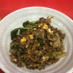 ผัดซิอิ๋วเนื้อสับ