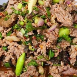 ลาบเนื้อชิ้น