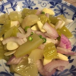 ยำผักกาดดอง