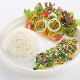 L ข้าวราด คะน้าฮ่องกง