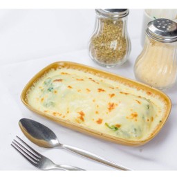 ผักโขมอบชีส