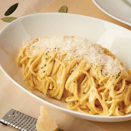 P8.สปาเก็ตตี้ 3 ชีส