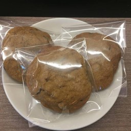 Choc chip cookie