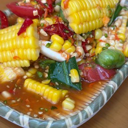 ตำข้าวโพดไข่เค็ม