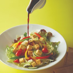 V3.สลัดญี่ปุ่นเต้าหู้ทอด