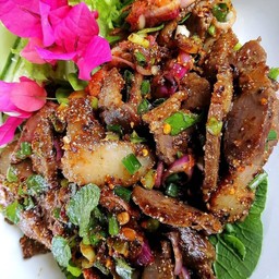 เสือร้องไห้ย่างน้ำตก