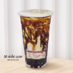 นิกิ พ่นไฟ นมสด