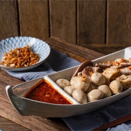 สามแซ่บลวกจิ้ม