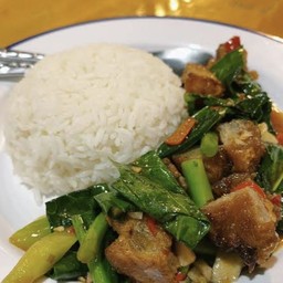 คะน้าหมูกรอบ+ข้าว