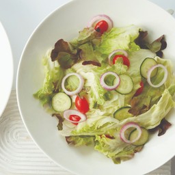 L8.สลัดผักสด