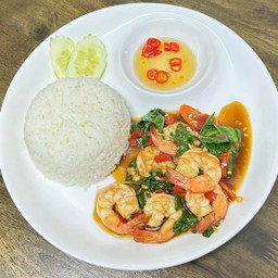 ข้าวกะเพรากุ้ง