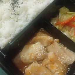 ข้าวปลากระพงซอสนิวออร์ลีนส์