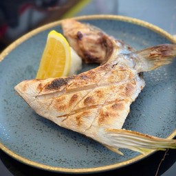 คางปลาฮามาจิย่างเกลือ