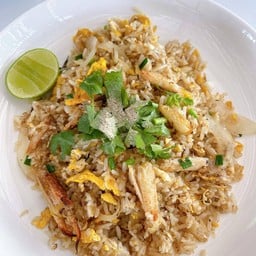 ตี๋ใหญ่ ราดหน้ายอดผักเอ็มไพร์