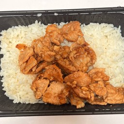 ข้าวราดหมูกะเทียม