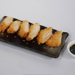 ปลาดอลลี่ชุบแป้งทอด