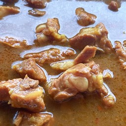 แกงเผ็ด ซี่โครงหมู