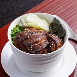 ข้าวหน้าหมูชาชู