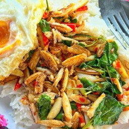 กระเพาปูราดข้าว