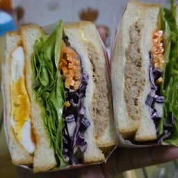 แซนวิชแซนใจ By Joyja