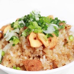 ข้าวผัดกะเทียม