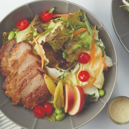 L2.สลัดแอปเปิ้ลสันคอหมู