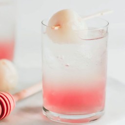 Lychee Sparkling [ลิ้นจี่โซดา]