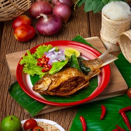 ปลาส้มทอดยโส