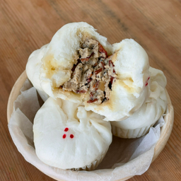 ซาลาเปาทรัฟเฟิลเบคอน