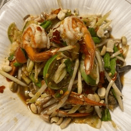 ตำปูม้ากุ้งสด