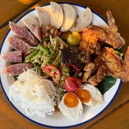 ร้านอ้ายกรณ์ ร้านอ้ายกรณ์
