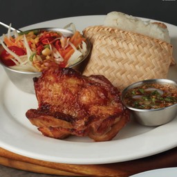 C2.สเต๊กไก่ย่างสามเกลอ