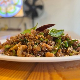 ลาบเป็ดหนังกรอบ